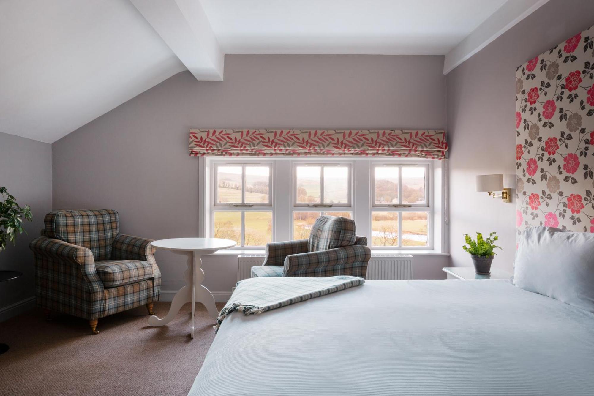 The Fell Hotel Бърнсъл Екстериор снимка